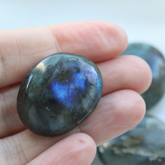 Labradorite Crystal Pocket Stone – Flat Tumbled Stone