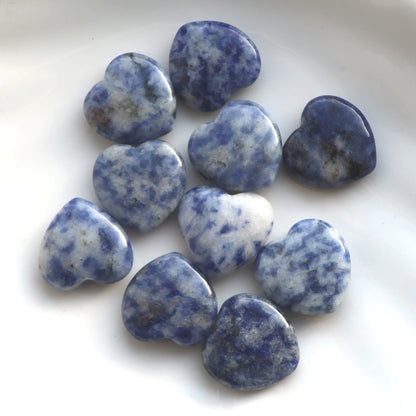 Sodalite Crystal Heart – For Intuition and Clarity