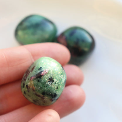 Epidote Tumblestone