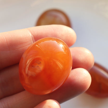 Red Agate Tumblestone