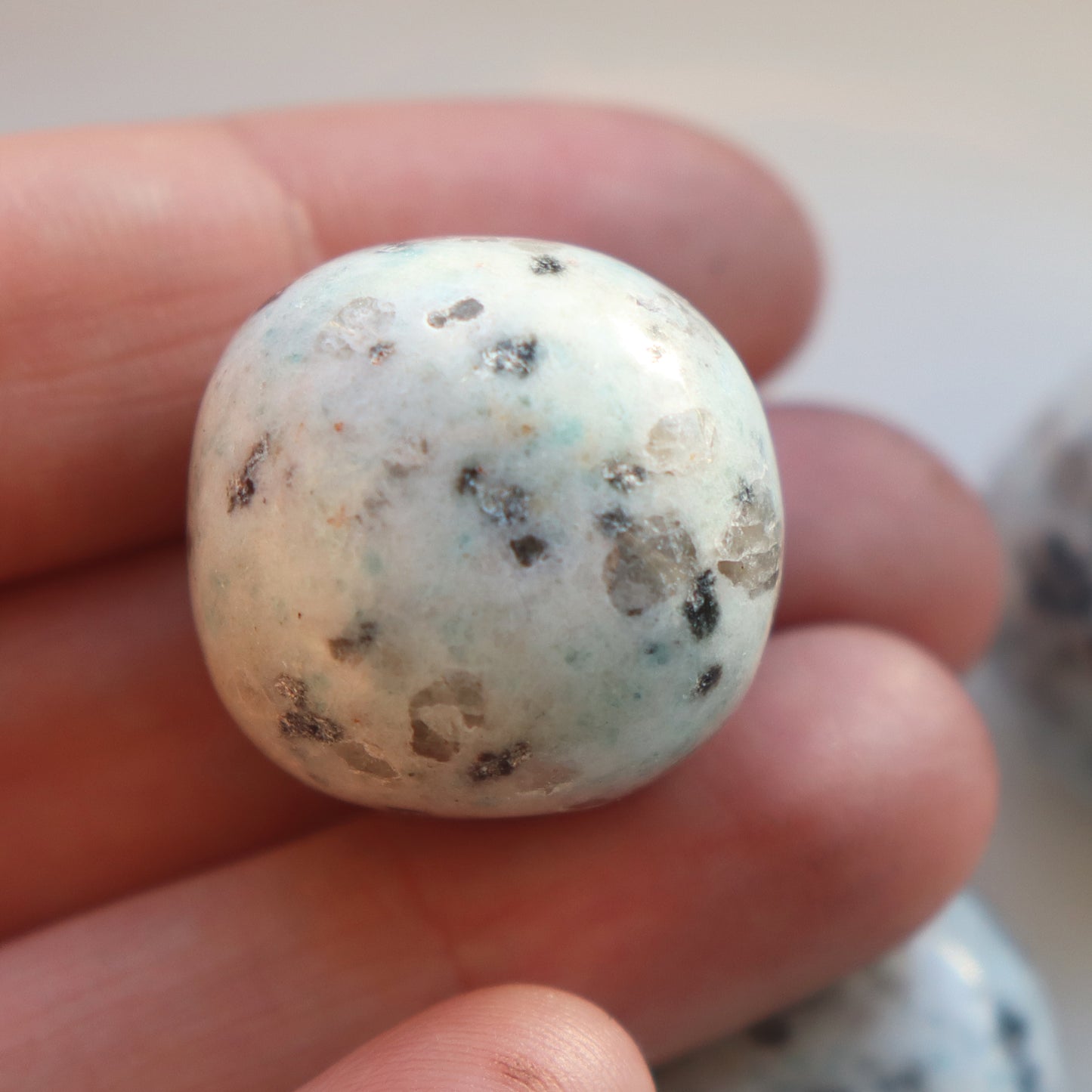 Kiwi Jasper Tumblestone