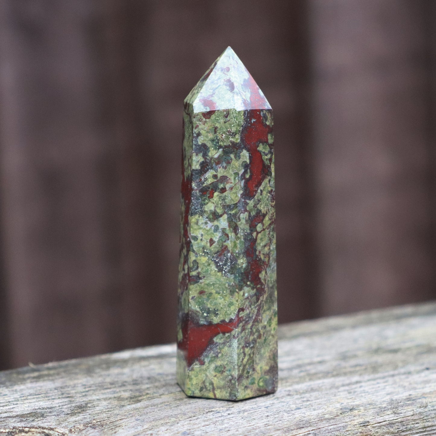 Dragon Bloodstone Tower – 81g | 8cm